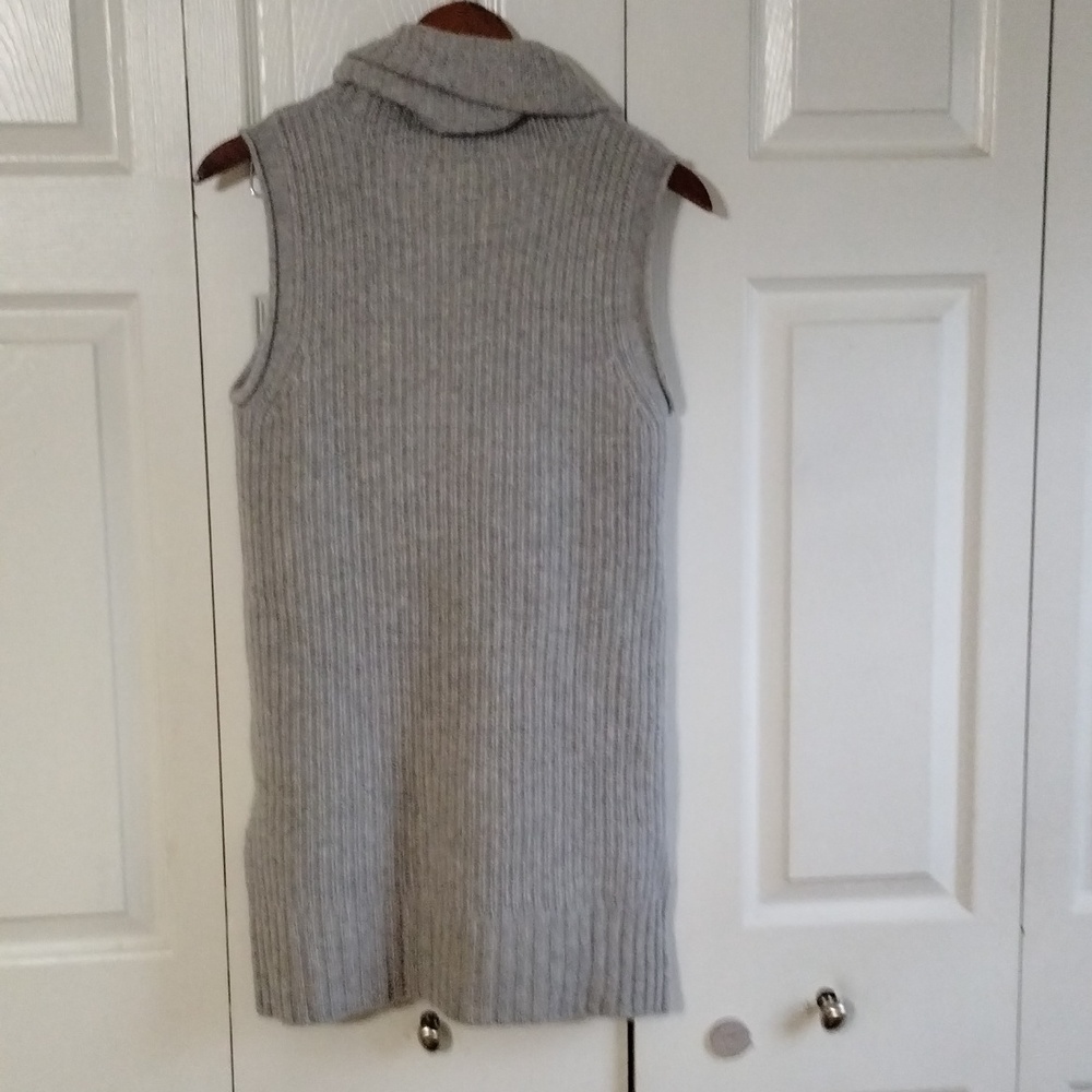 Sak's Fifth avenue 100 cashmere grey great Prepy size Medium - Picture 6 of 9